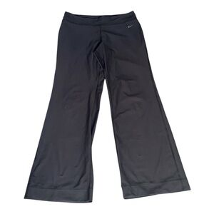 Nike GRAY  Straight-Leg Active Pants  size L